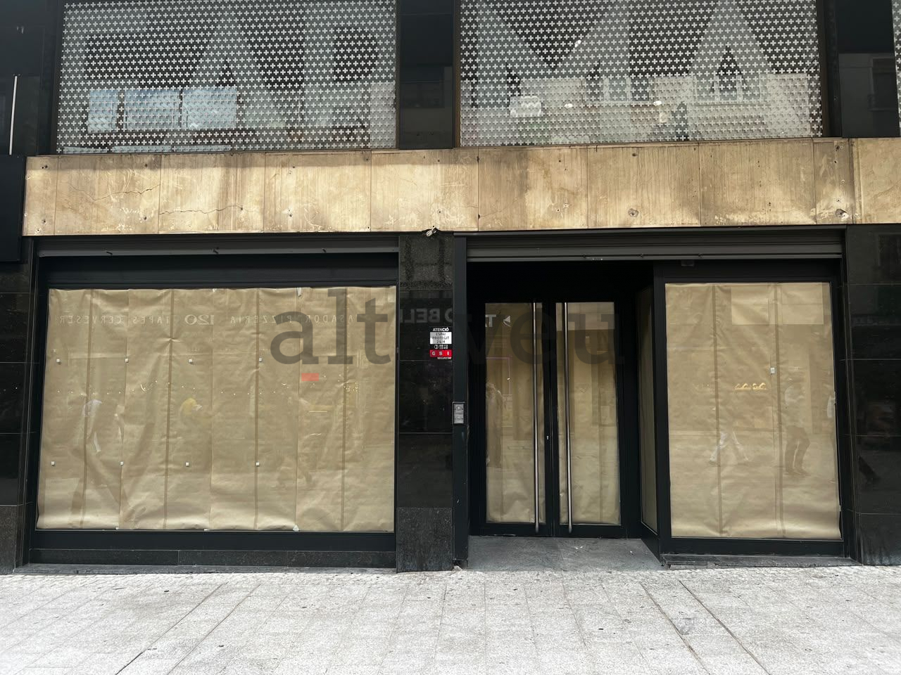 La reforma d'un conegut edifici de l'avinguda Meritxell deixa Andorra sense un dels McDonald's